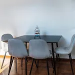 ülger Apartment *