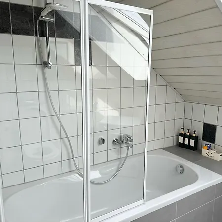 Uelger Apartment *